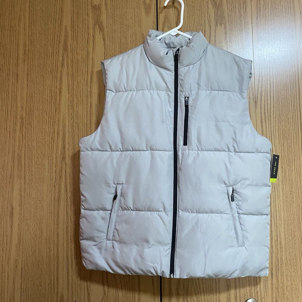 NWT Tek Gear Men’s Medium Grey Vest